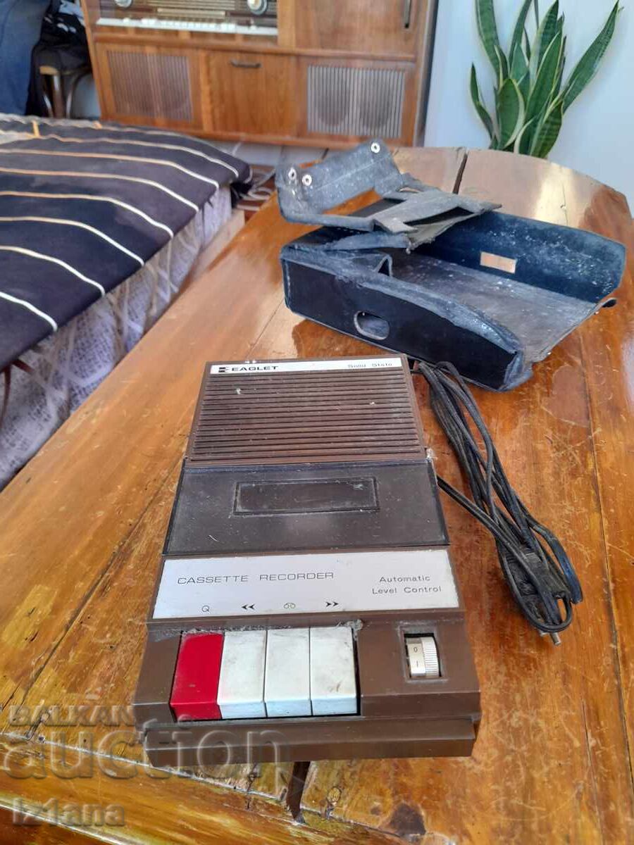 Παλιά κασετόφωνο Eaglet με τιμή 50.00 BGN | € 25.56 Παλιά κασετόφωνο Eaglet με τιμή 50.00 BGN | € 25.56
