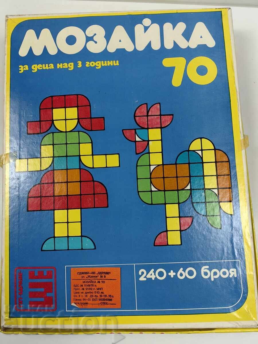 ΜΩΣΑΪΚΟ ΚΟΙΝΩΝΙΚΟ ΕΠΙΤΡΑΠΕΖΙΟ ΠΑΙΧΝΙΔΙ ΣΕ ΚΟΥΤΙ ΠΑΙΔΙΚΟ ΠΑΙΧΝΙΔΙ με τιμή 25.00 BGN | € 12.78 ΜΩΣΑΪΚΟ ΚΟΙΝΩΝΙΚΟ ΕΠΙΤΡΑΠΕΖΙΟ ΠΑΙΧΝΙΔΙ ΣΕ ΚΟΥΤΙ ΠΑΙΔΙΚΟ ΠΑΙΧΝΙΔΙ με τιμή 25.00 BGN | € 12.78