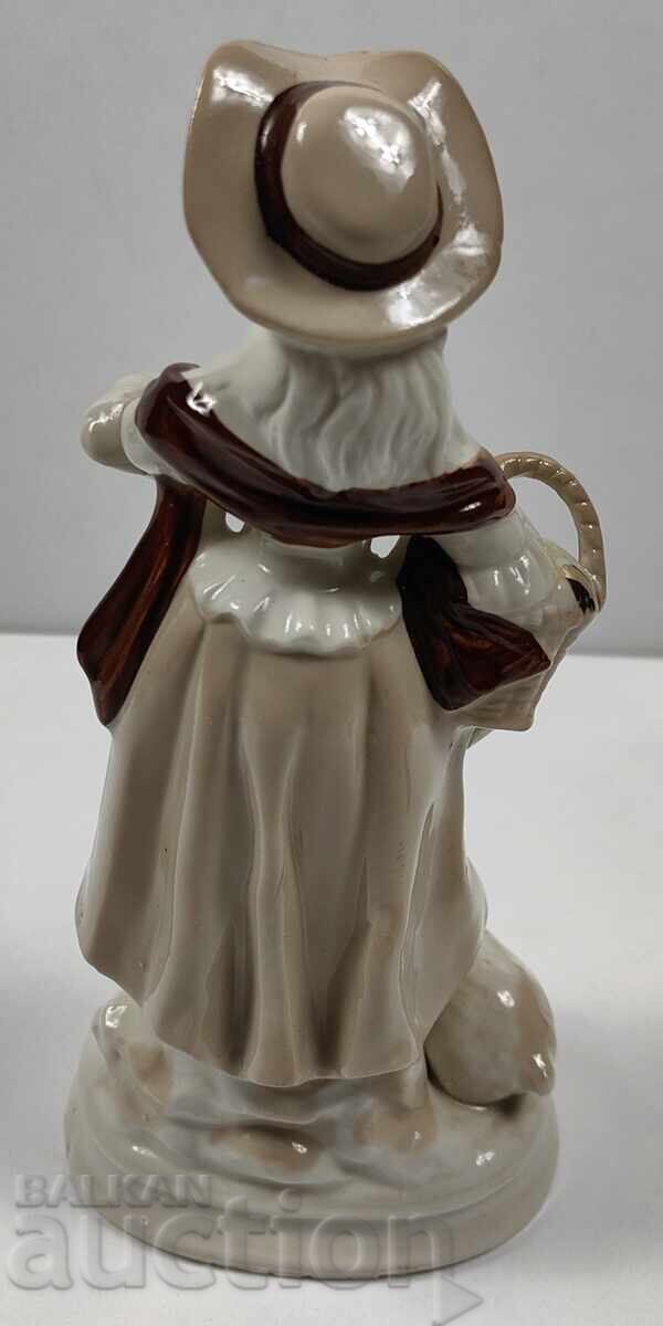 Auction WOMAN DOG PORCELAIN FIGURE PORCELAIN STATUETTE Auction WOMAN DOG PORCELAIN FIGURE PORCELAIN STATUETTE