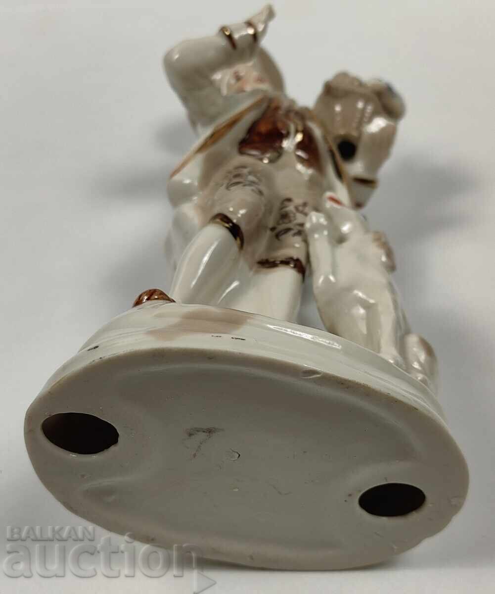 MAN DOG PORCELAIN FIGURE PORCELAIN STATUETTE - 7 MAN DOG PORCELAIN FIGURE PORCELAIN STATUETTE - 7