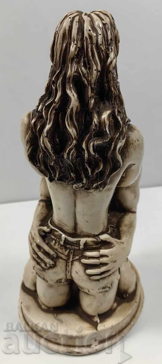 Delivery of PAIR OF LARGE EROTIC FIGURE STATUETTE UNKNOWN MATERIAL Delivery of PAIR OF LARGE EROTIC FIGURE STATUETTE UNKNOWN MATERIAL