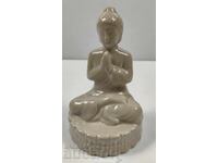 BUDDHA FIGURA PORTELAN STATUETA NOTE DE PORTELAN