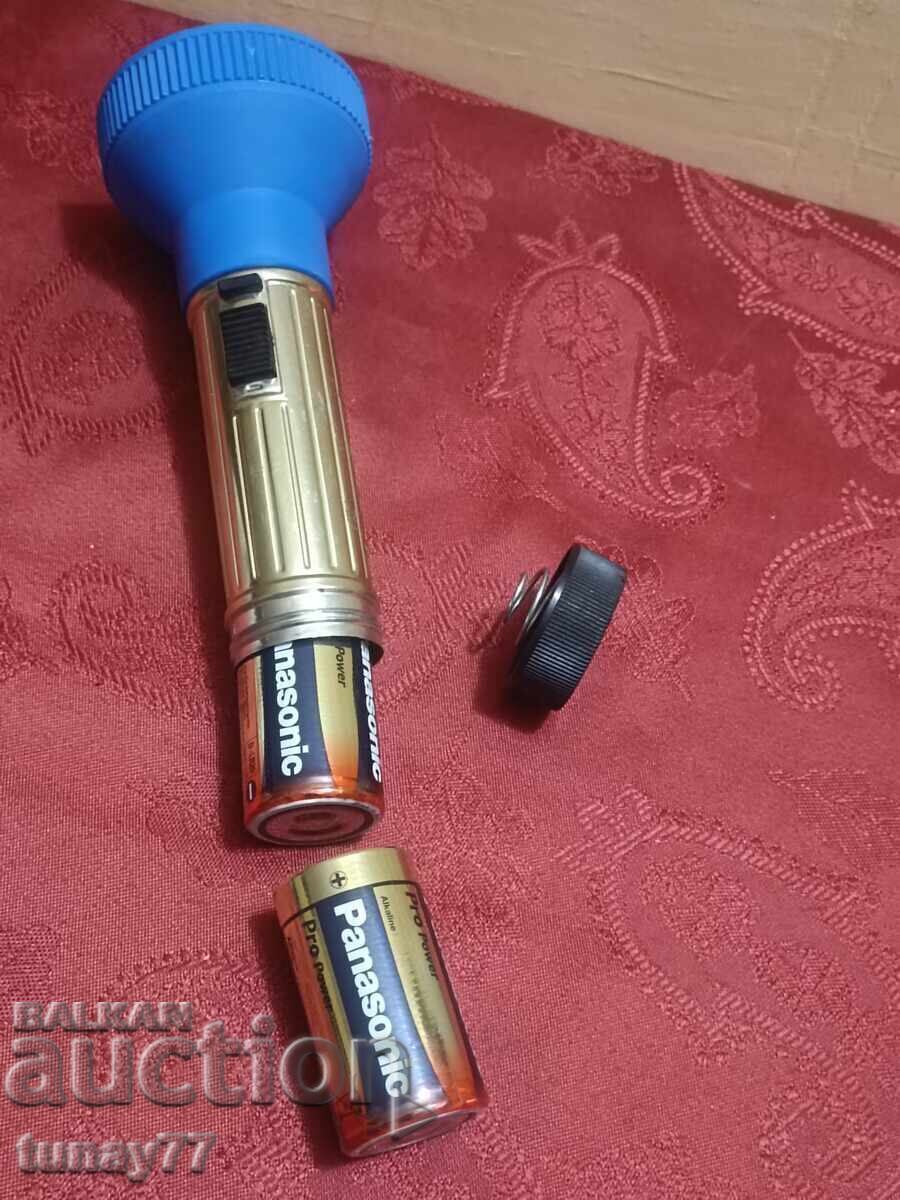 Old Spotlight BARTA 618 Works only needs a battery - 7 Old Spotlight BARTA 618 Works only needs a battery - 7