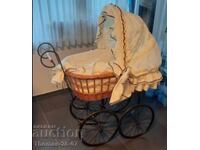 Retro baby stroller