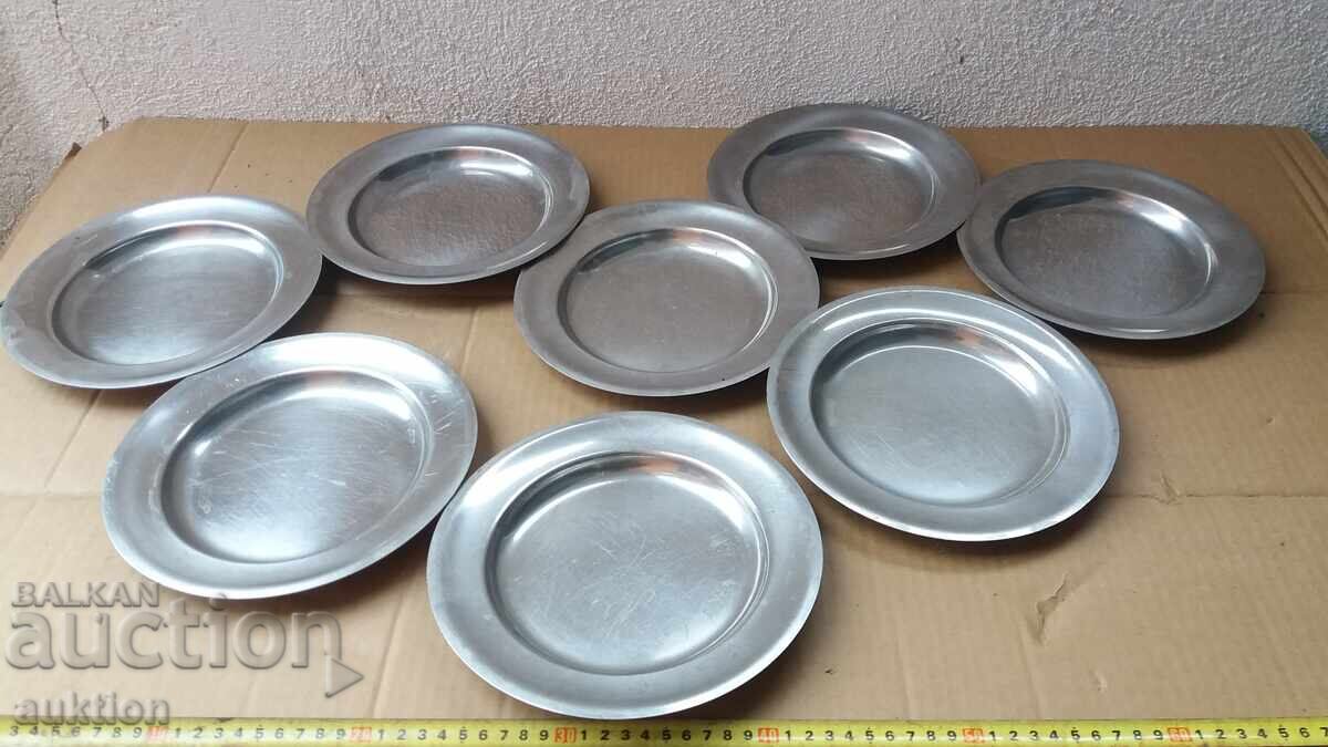 Auction  MILITARY PLATE SET - CHROME - 8 PCS, STAINLESS STEEL