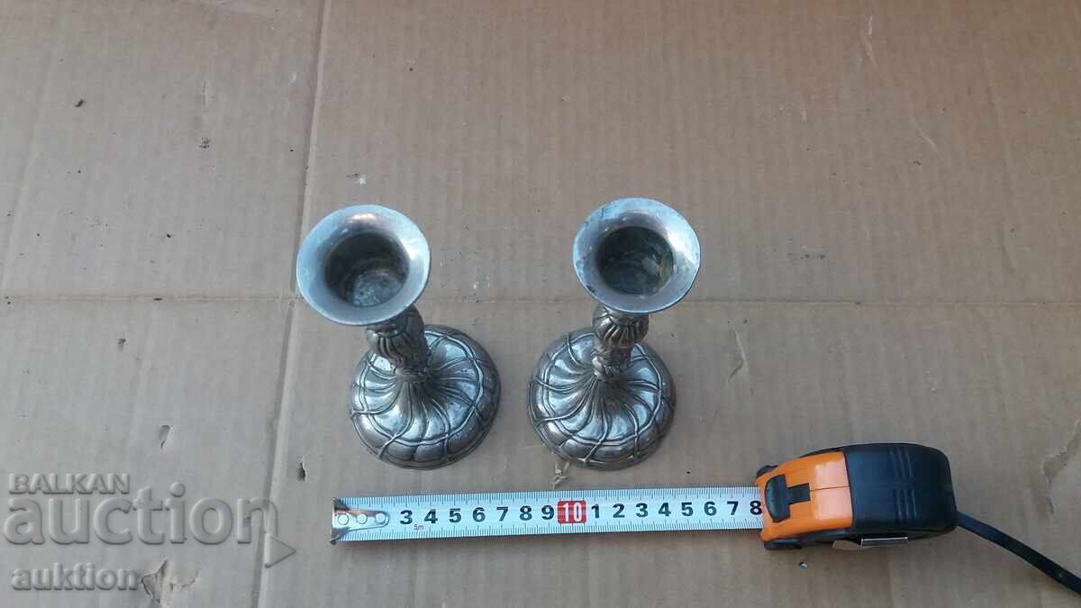 Delivery of SET OF TWO SOLID SILVER-PLATED CANDLEHOLDERS Delivery of SET OF TWO SOLID SILVER-PLATED CANDLEHOLDERS