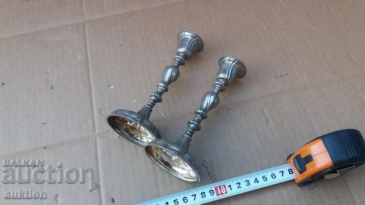 SET OF TWO SOLID SILVER-PLATED CANDLEHOLDERS - 7 SET OF TWO SOLID SILVER-PLATED CANDLEHOLDERS - 7