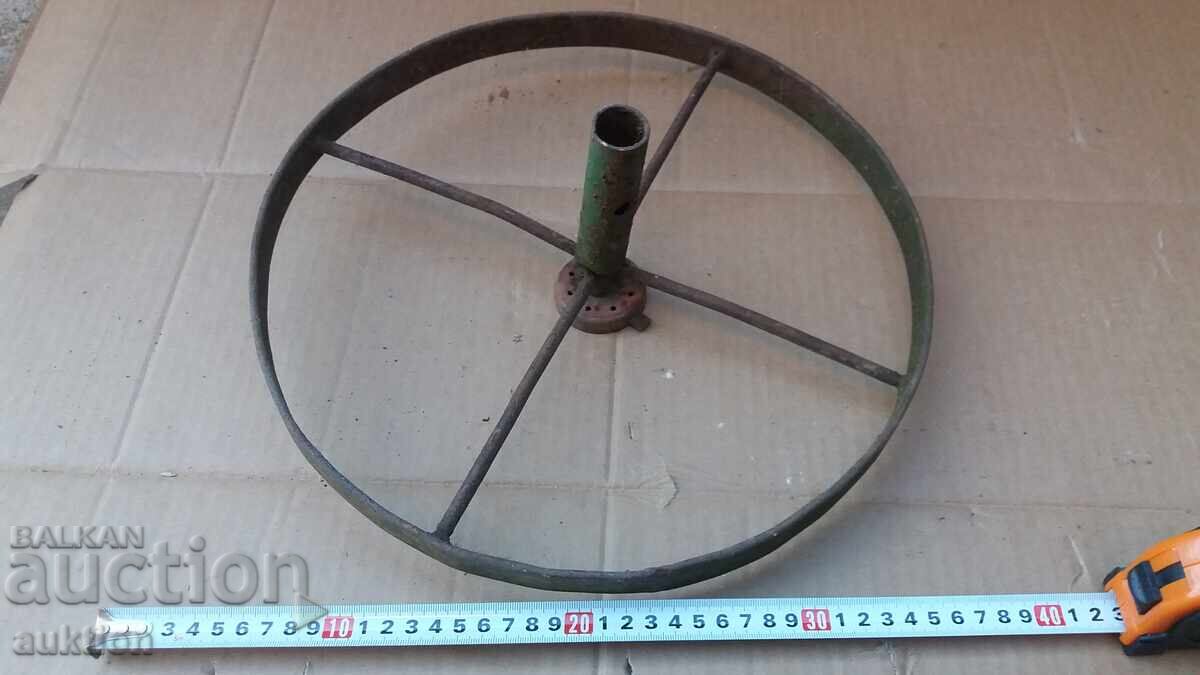 OLD SOLID METAL WHEEL with price 6.99 BGN | € 3.57 OLD SOLID METAL WHEEL with price 6.99 BGN | € 3.57