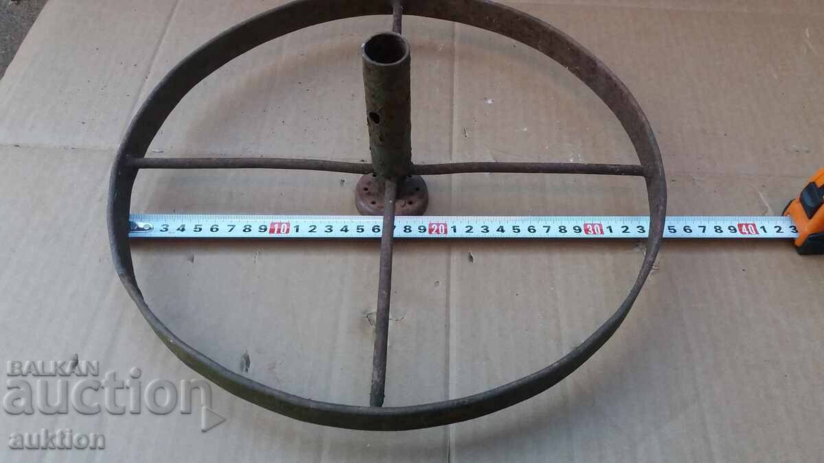 Auction OLD SOLID METAL WHEEL Auction OLD SOLID METAL WHEEL