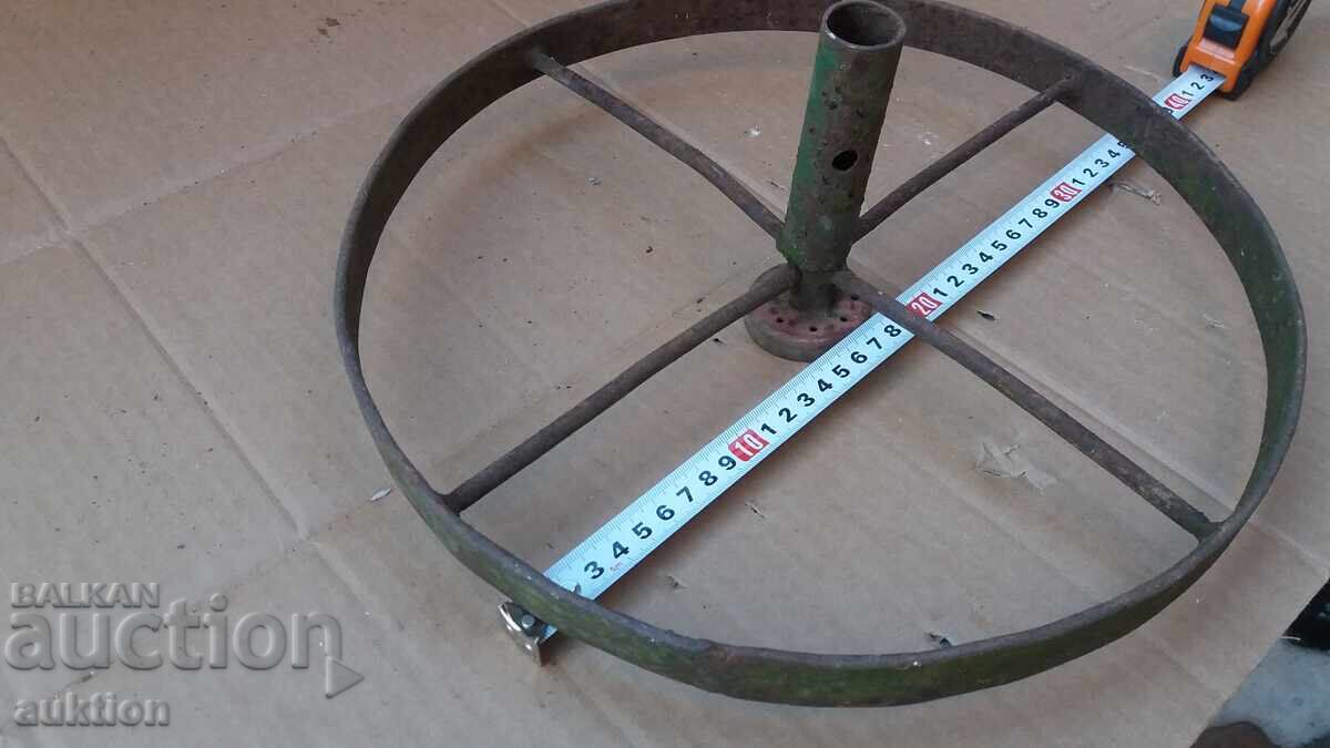 Delivery of OLD SOLID METAL WHEEL Delivery of OLD SOLID METAL WHEEL
