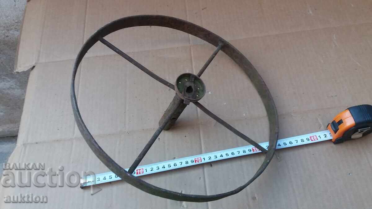 OLD SOLID METAL WHEEL - 7 OLD SOLID METAL WHEEL - 7