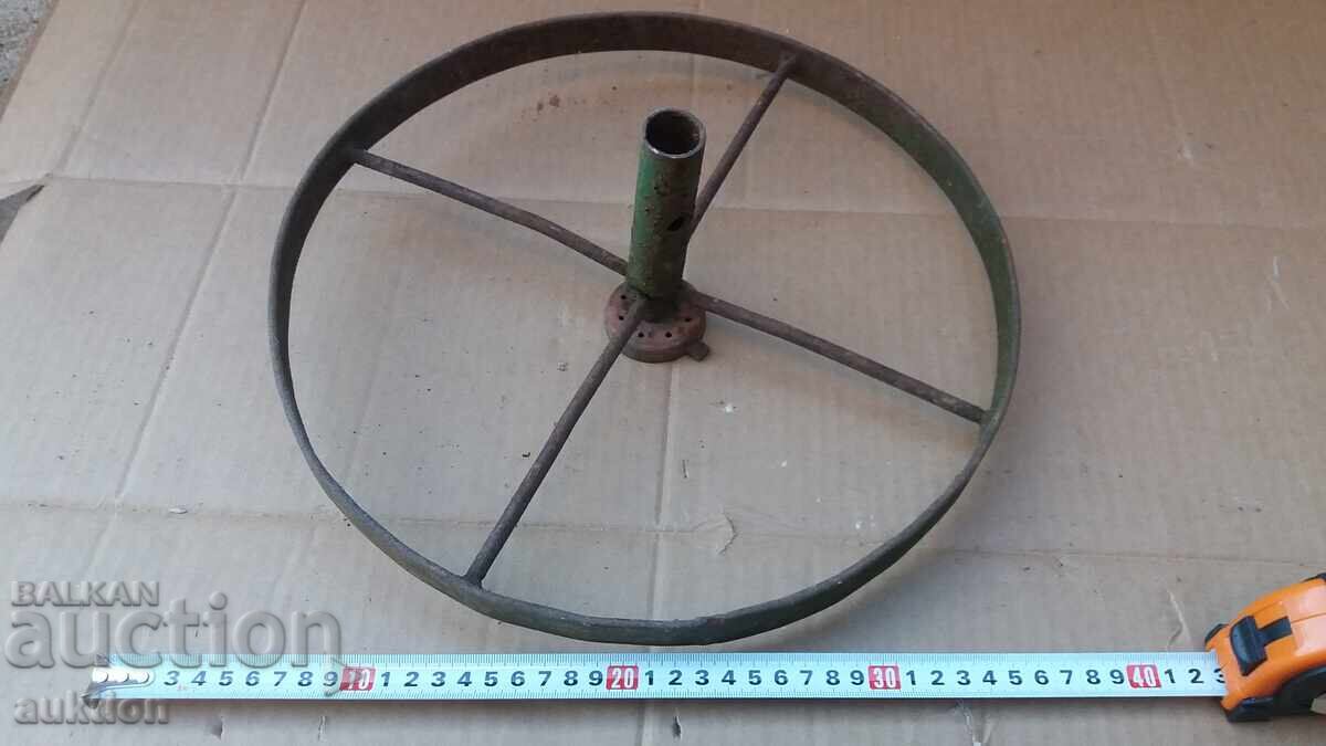 OLD SOLID METAL WHEEL OLD SOLID METAL WHEEL