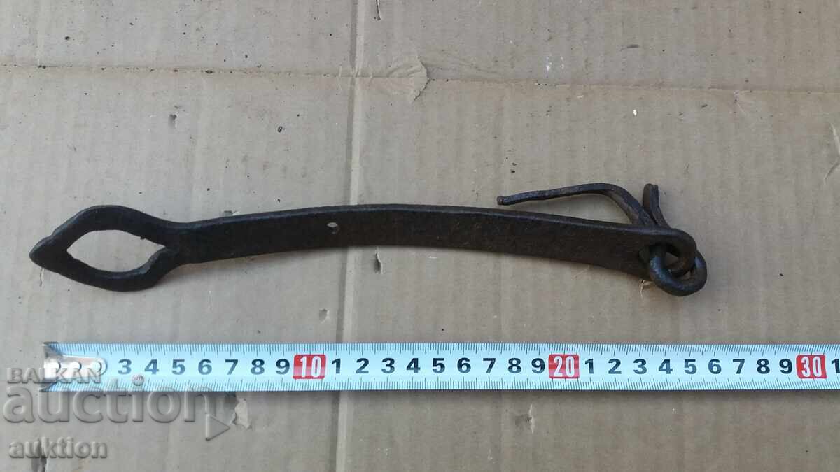 WROUGHT RENAISSANCE GATE LOCK - 6 WROUGHT RENAISSANCE GATE LOCK - 6