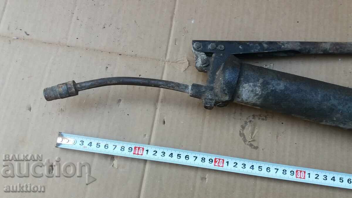 Livrarea BĂTRÂN PĂCĂTOS - MUNCĂ