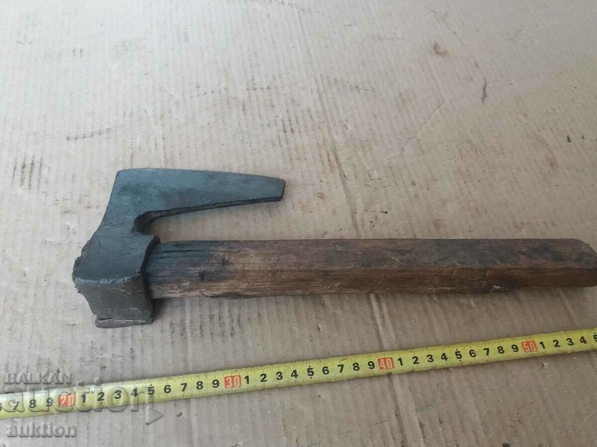 Livrarea LANT VECHI PENTRU CARNE SI Aprindere