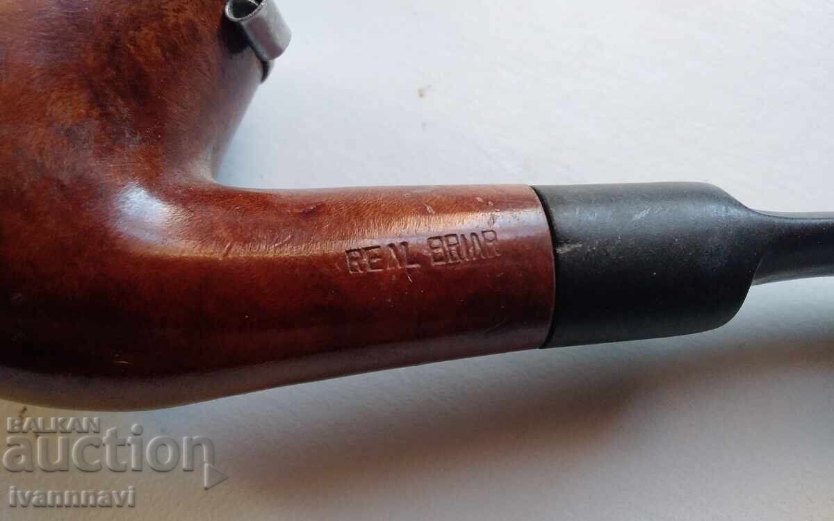 Auction  Real Briar pipe with quality cap