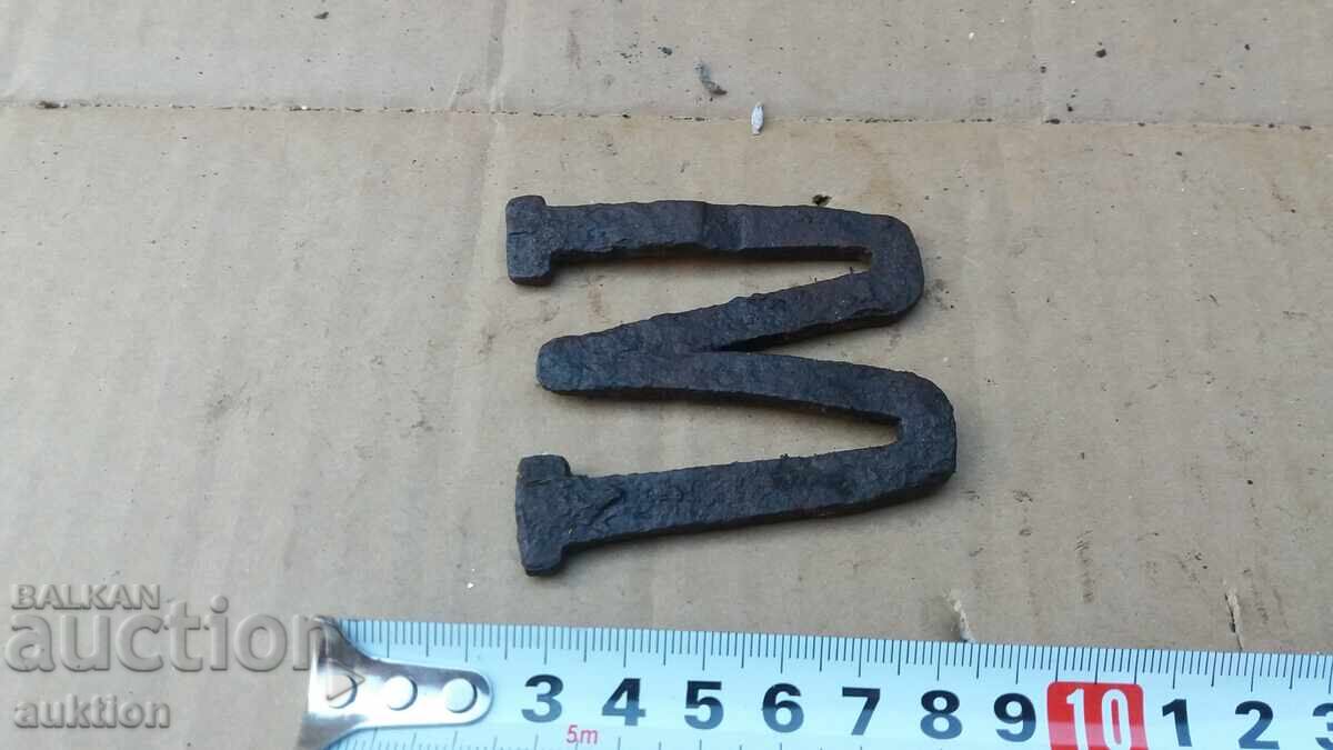 Delivery of OLD FORGED RENAISSANCE EMBLEM FOR STAMPING Delivery of OLD FORGED RENAISSANCE EMBLEM FOR STAMPING