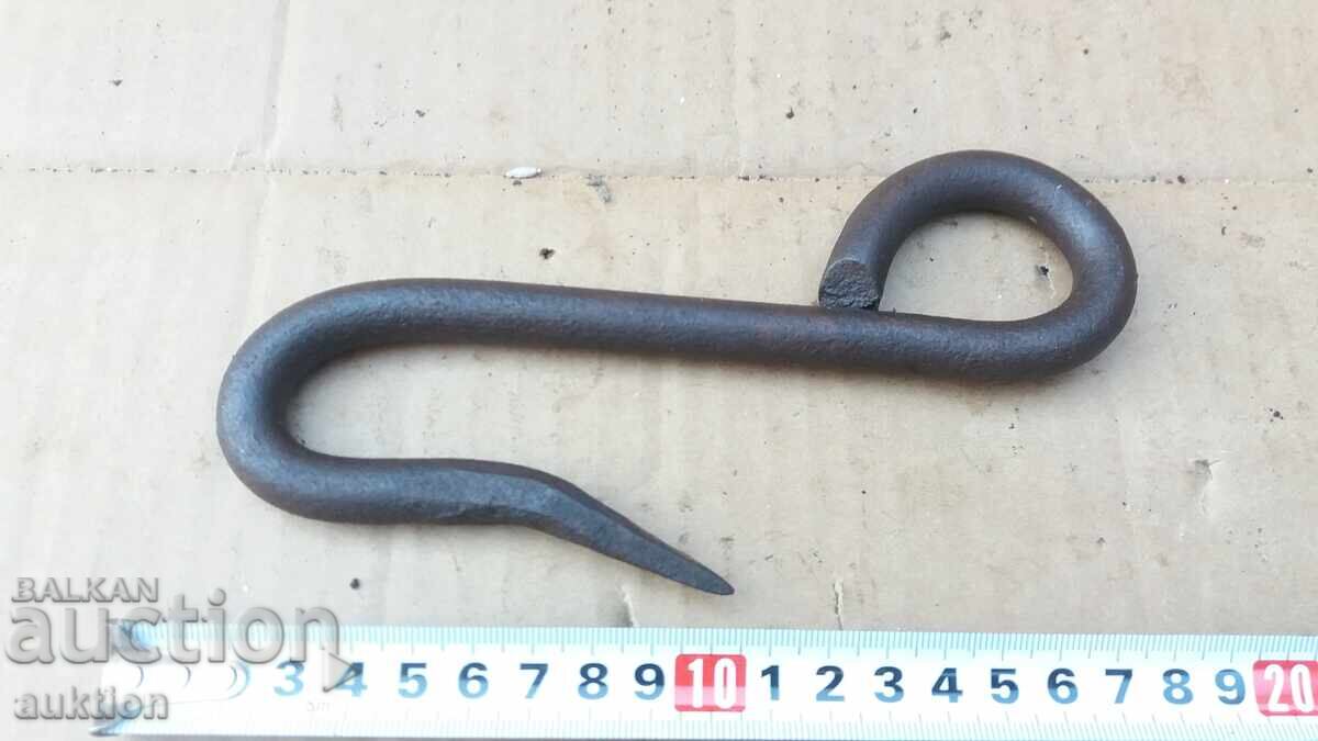 CÂLLIG FORJAT DE RENAȘTERE, CHENGEL cu preț 9.99 BGN | € 5.11 CÂLLIG FORJAT DE RENAȘTERE, CHENGEL cu preț 9.99 BGN | € 5.11