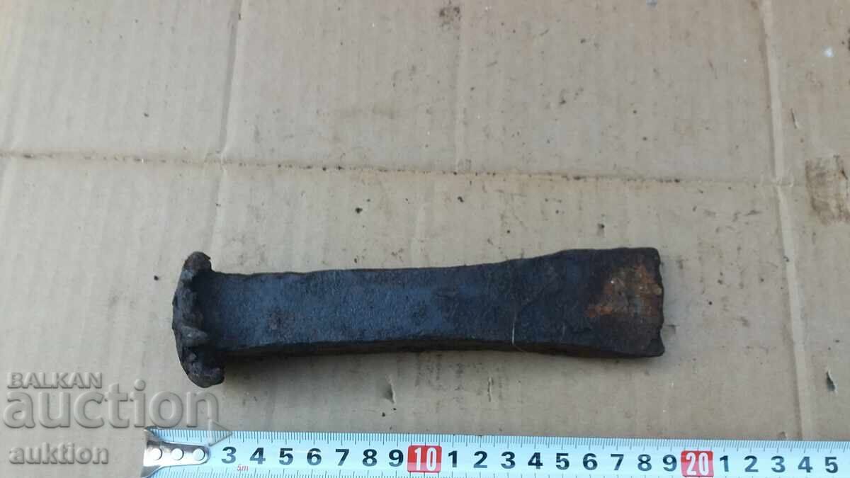 Auction MASSIVE FORGED DAGGER, CHISEL, TOOL FOR CARPETS Auction MASSIVE FORGED DAGGER, CHISEL, TOOL FOR CARPETS