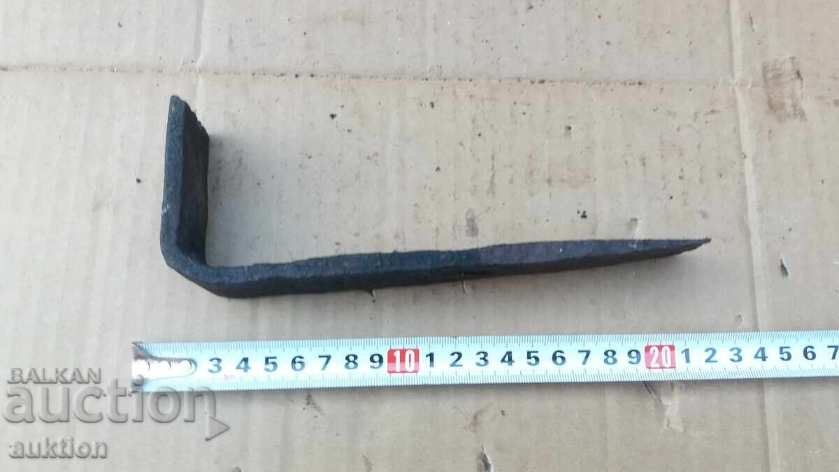 FORGED COPPER HOLDER, WALL HOLDERS with price 1.49 BGN | € 0.76 FORGED COPPER HOLDER, WALL HOLDERS with price 1.49 BGN | € 0.76