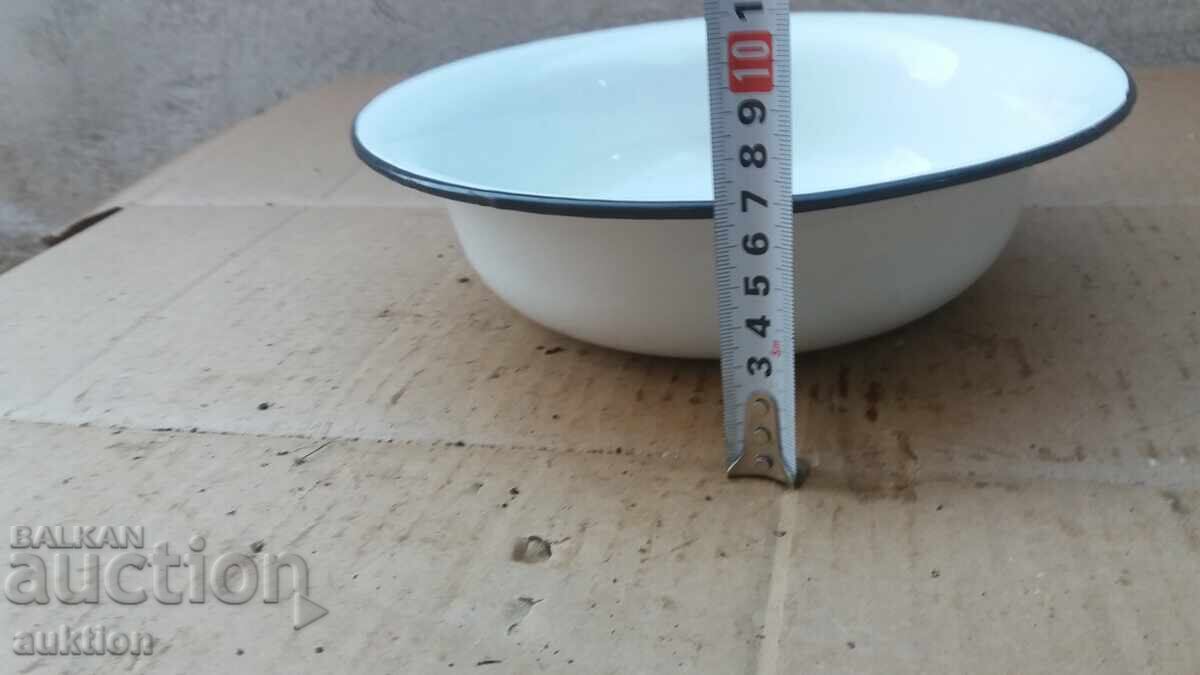 SOCIAL ENAMELLED SMALL BASIN, BOWL - 6 SOCIAL ENAMELLED SMALL BASIN, BOWL - 6