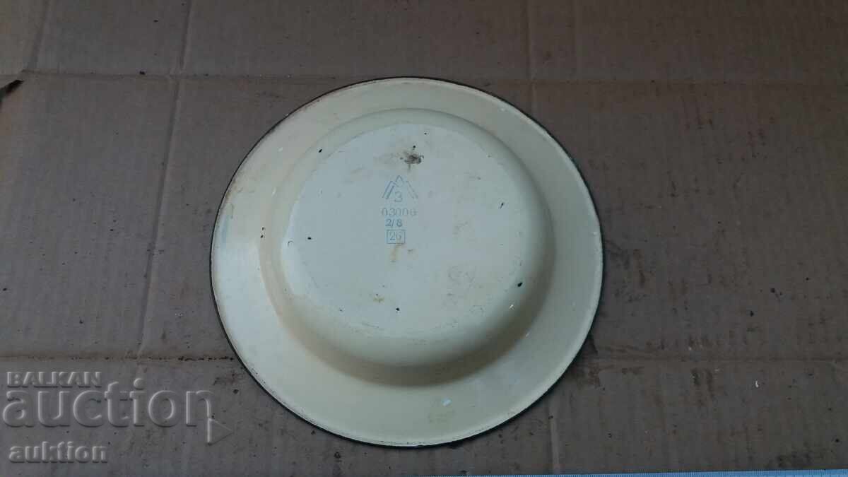 SOC. ENAMELLED DEEP BOWL WITH MARKING - 7 SOC. ENAMELLED DEEP BOWL WITH MARKING - 7