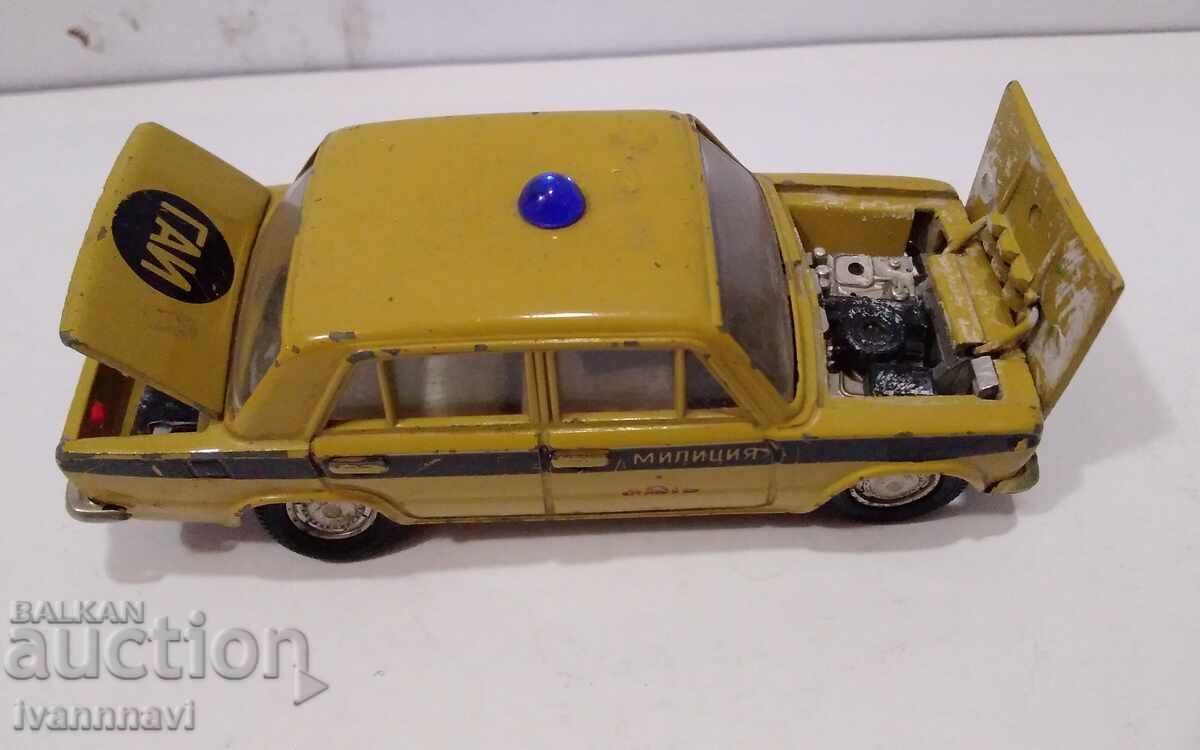 Βάζο 2101 - 7 Βάζο 2101 - 7