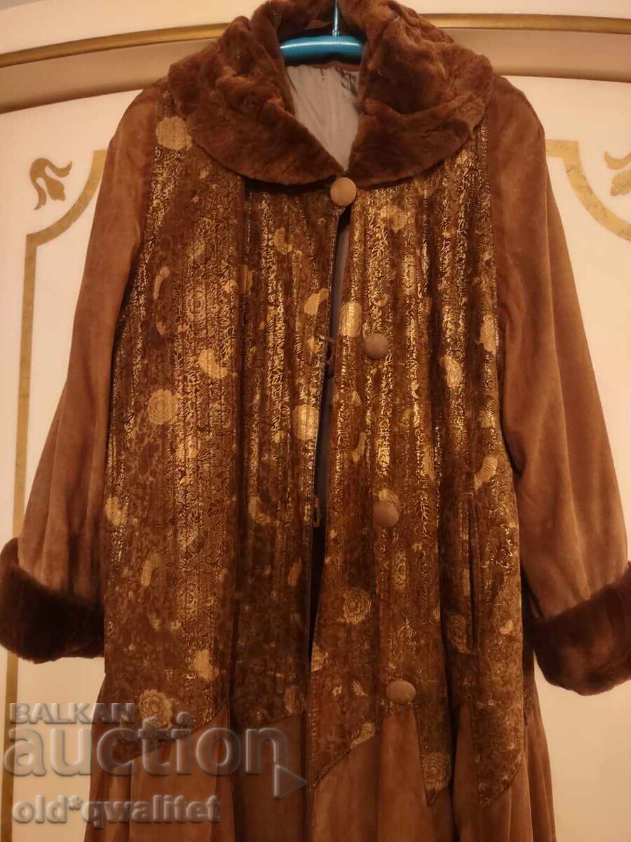 Auction Genuine leather coat, women's, custom-made Auction Genuine leather coat, women's, custom-made