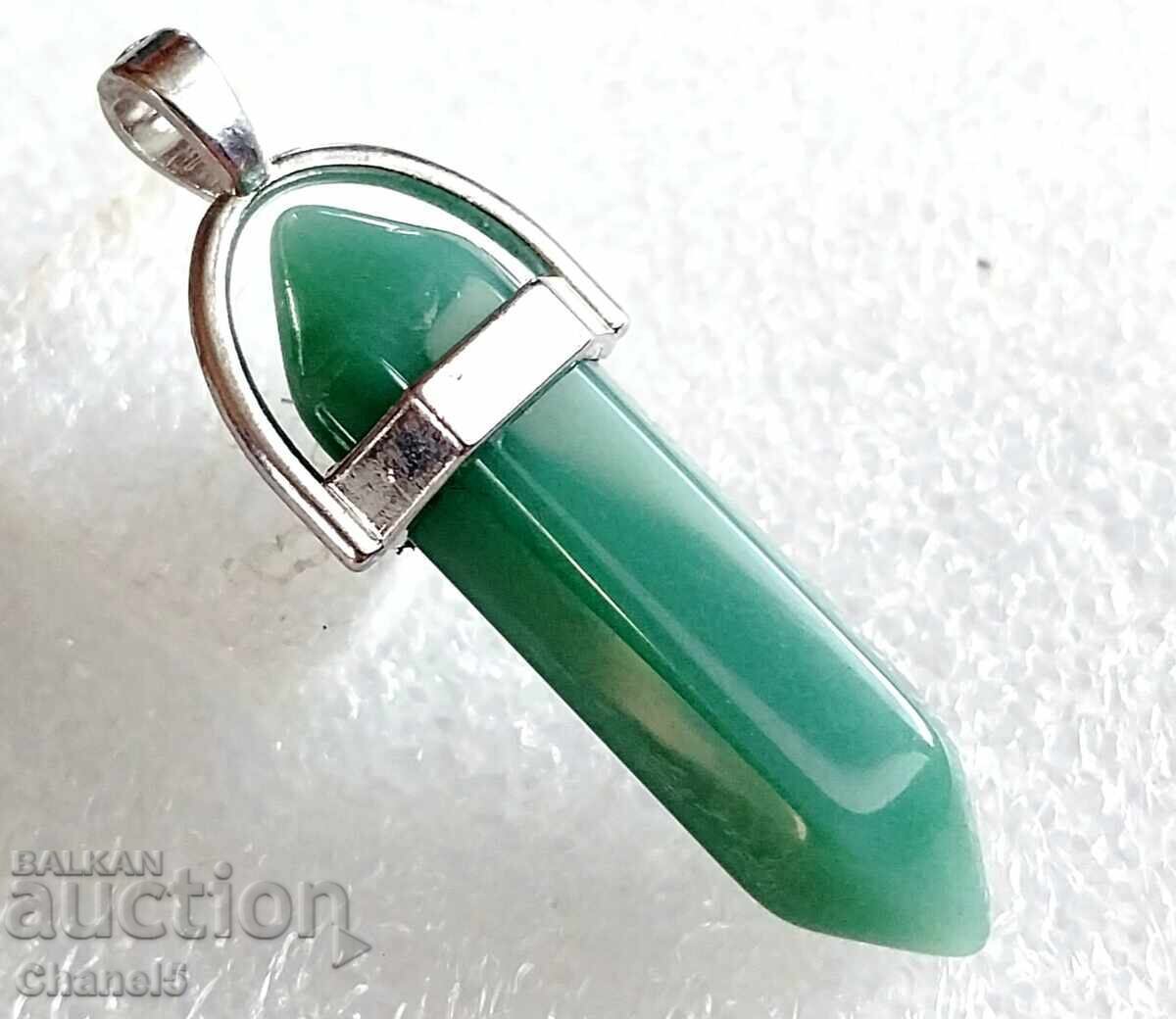 GREEN AVENTURINE MEDALLION - (926) with price 12.00 BGN | € 6.14 GREEN AVENTURINE MEDALLION - (926) with price 12.00 BGN | € 6.14