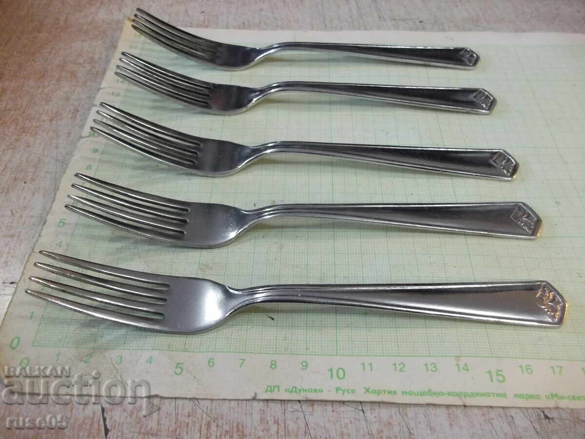Lot of 5 forks new with price 8.00 BGN | € 4.09
