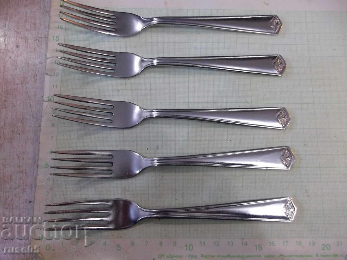 Lot of 5 forks new