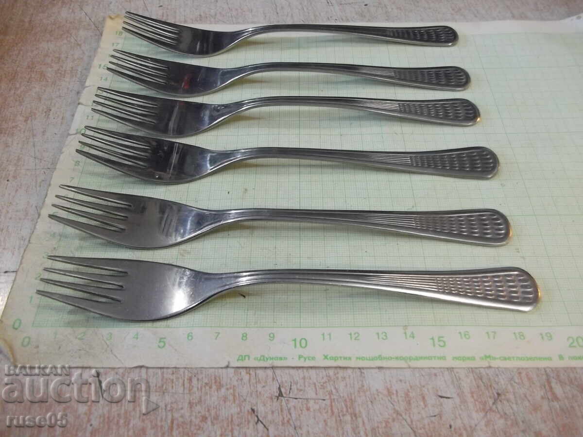 Lot of 6 "Perla" forks from the "P. Denev-Gabrovo" factory with price 15.00 BGN | € 7.67 Lot of 6 "Perla" forks from the "P. Denev-Gabrovo" factory with price 15.00 BGN | € 7.67
