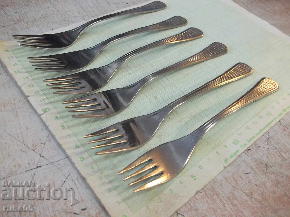 Auction Lot of 6 "Perla" forks from the "P. Denev-Gabrovo" factory Auction Lot of 6 "Perla" forks from the "P. Denev-Gabrovo" factory