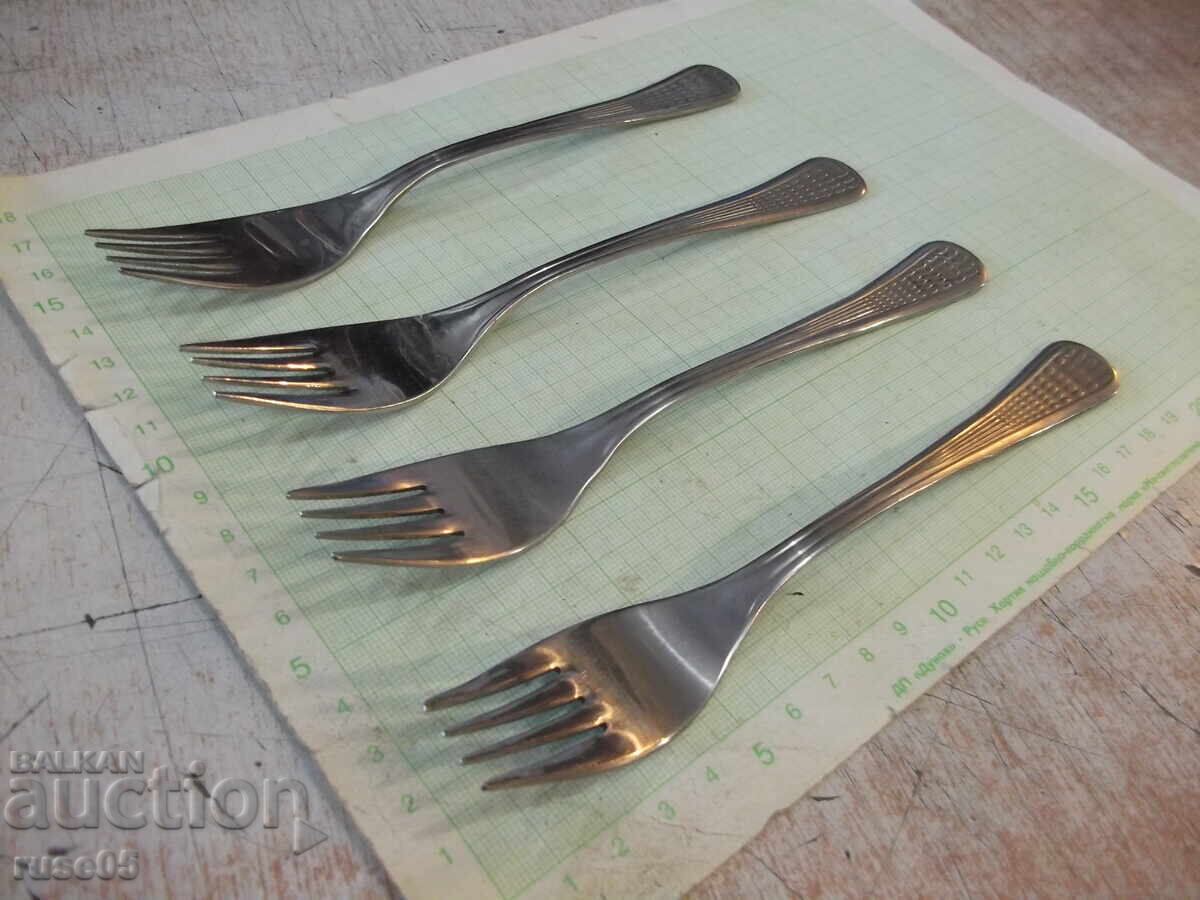 Auction Lot of 4 "Perla" forks from the "P. Denev-Gabrovo" factory Auction Lot of 4 "Perla" forks from the "P. Denev-Gabrovo" factory