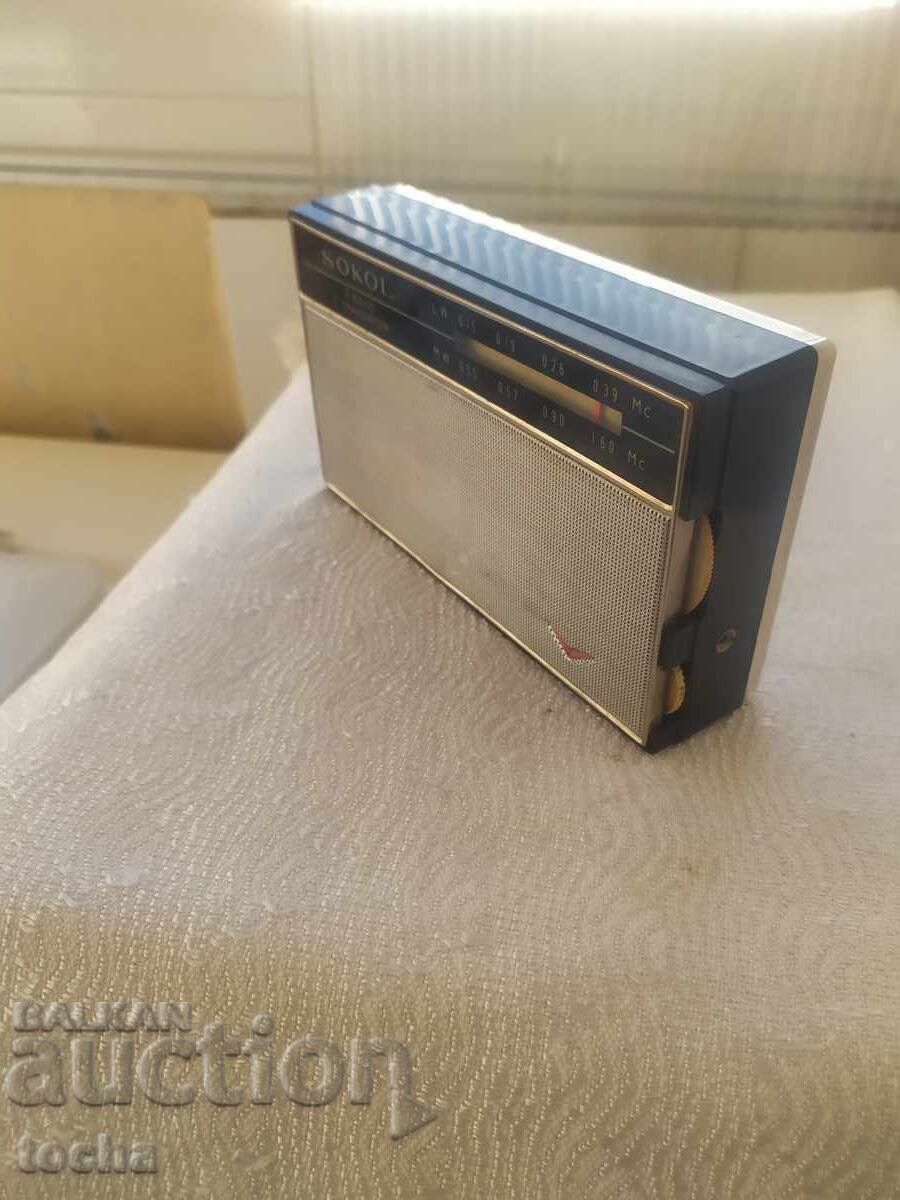 old radio Sokol, works with price 49.00 BGN | € 25.05 old radio Sokol, works with price 49.00 BGN | € 25.05