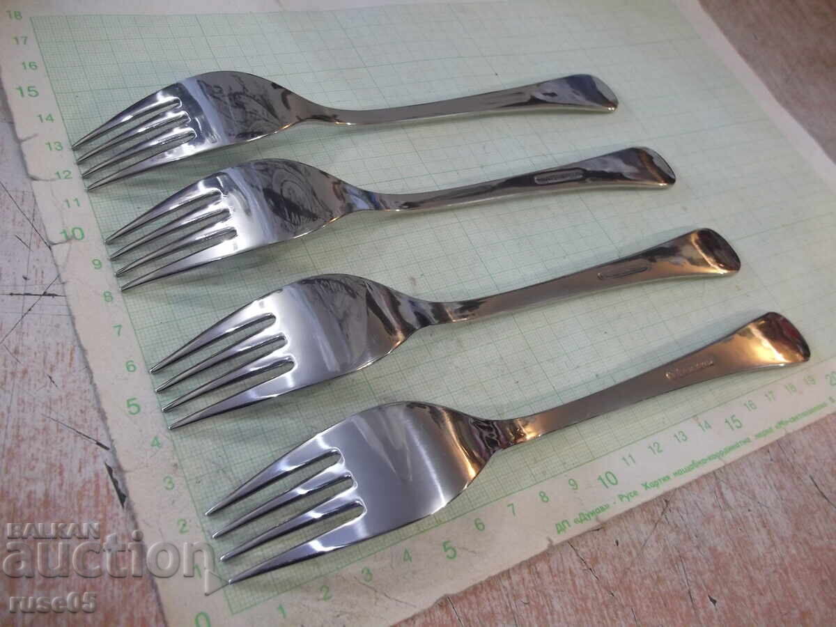 Lot de 4 buc. Furci "Perla" din fabrica "P.Denev-Gabrovo", noi - 6 Lot de 4 buc. Furci "Perla" din fabrica "P.Denev-Gabrovo", noi - 6