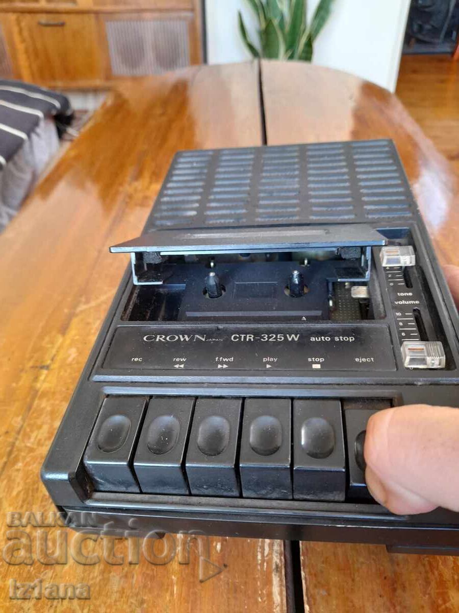 Auction Old Crown cassette player Auction Old Crown cassette player