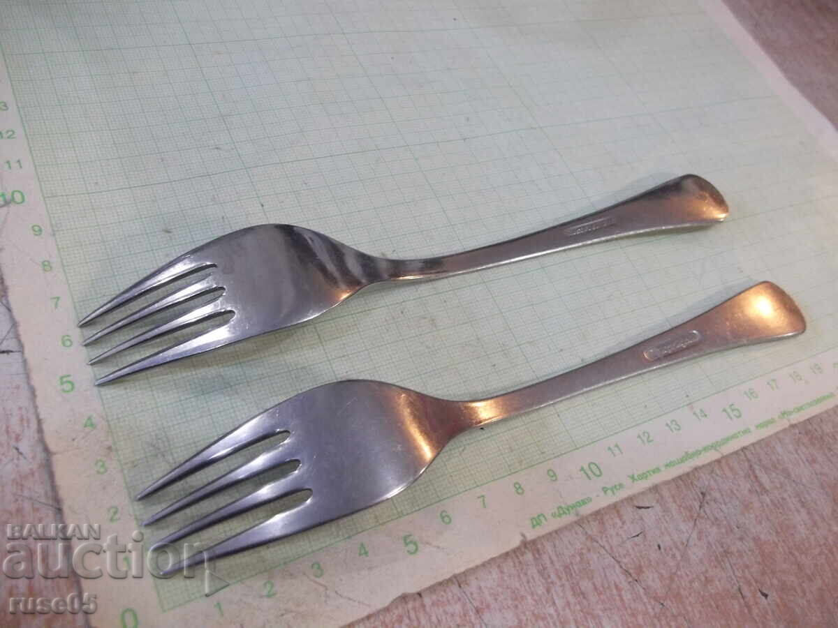 Lot de 2 buc. Furci „Perla” de la fabrica „P.Denev-Gabrovo”. - 6 Lot de 2 buc. Furci „Perla” de la fabrica „P.Denev-Gabrovo”. - 6