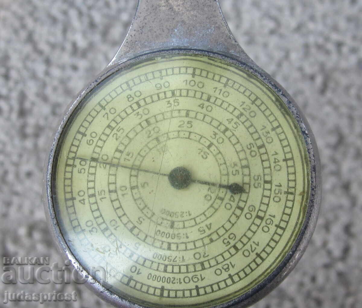 Auction old mechanical device, a device for reading maps, a cruciform Auction old mechanical device, a device for reading maps, a cruciform