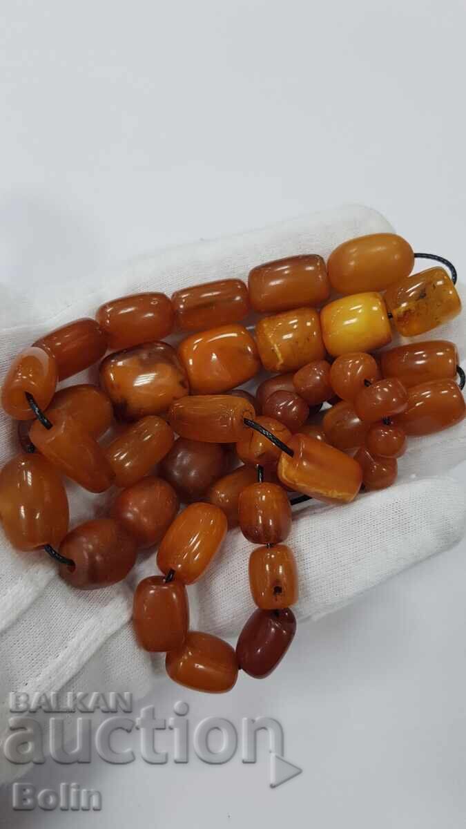Licitație Chihlimbar natural, mărgele de rozariu secolul 19-20 - 60 gr Licitație Chihlimbar natural, mărgele de rozariu secolul 19-20 - 60 gr
