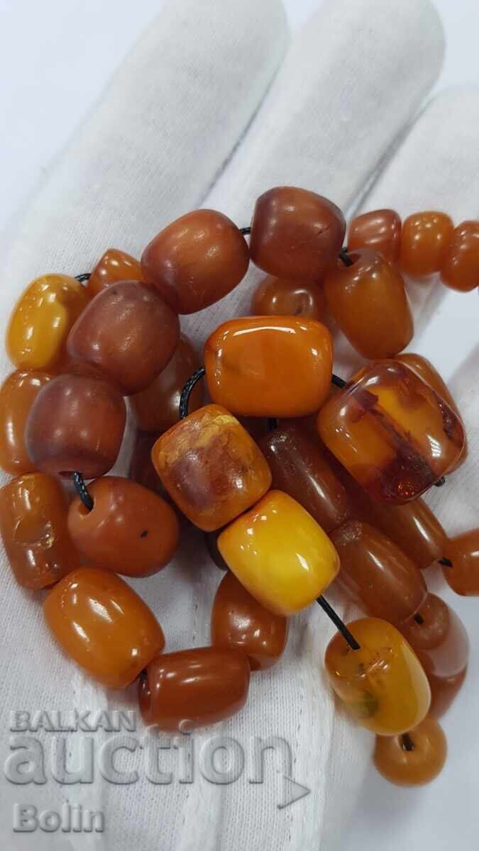 Livrarea Chihlimbar natural, mărgele de rozariu secolul 19-20 - 60 gr Livrarea Chihlimbar natural, mărgele de rozariu secolul 19-20 - 60 gr