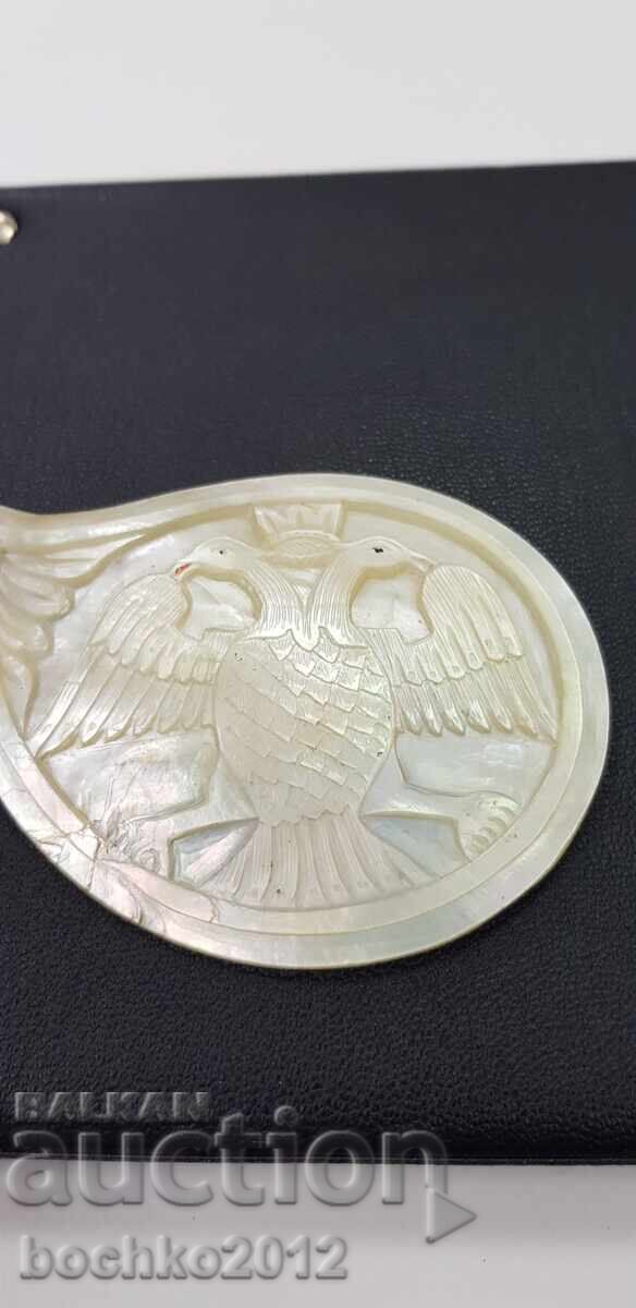Renaissance engraved mother-of-pearl with a bird from the pafta - 19th century with price 120.00 BGN | € 61.36 Renaissance engraved mother-of-pearl with a bird from the pafta - 19th century with price 120.00 BGN | € 61.36