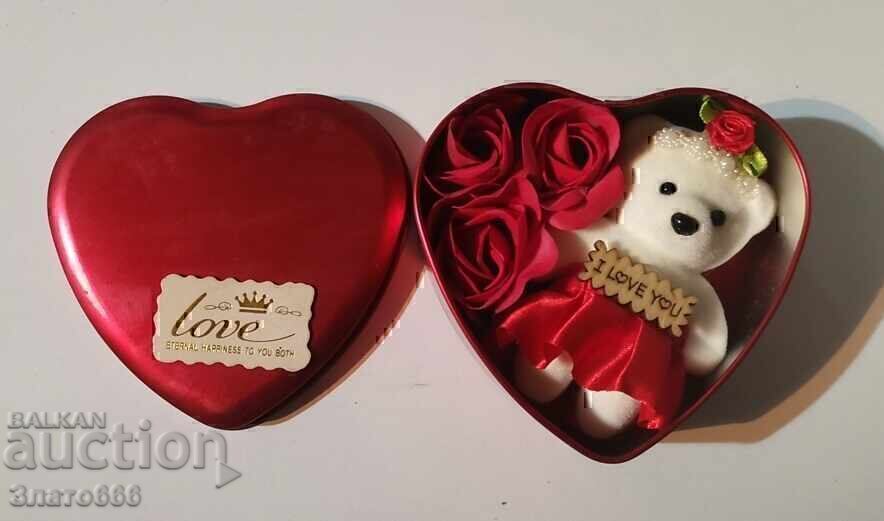Un cadou de Ziua Îndrăgostiților cu preț 5.00 BGN | € 2.56 Un cadou de Ziua Îndrăgostiților cu preț 5.00 BGN | € 2.56