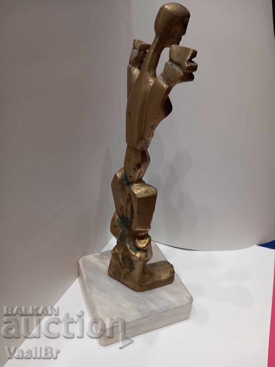 Licitație Sculptură masivă