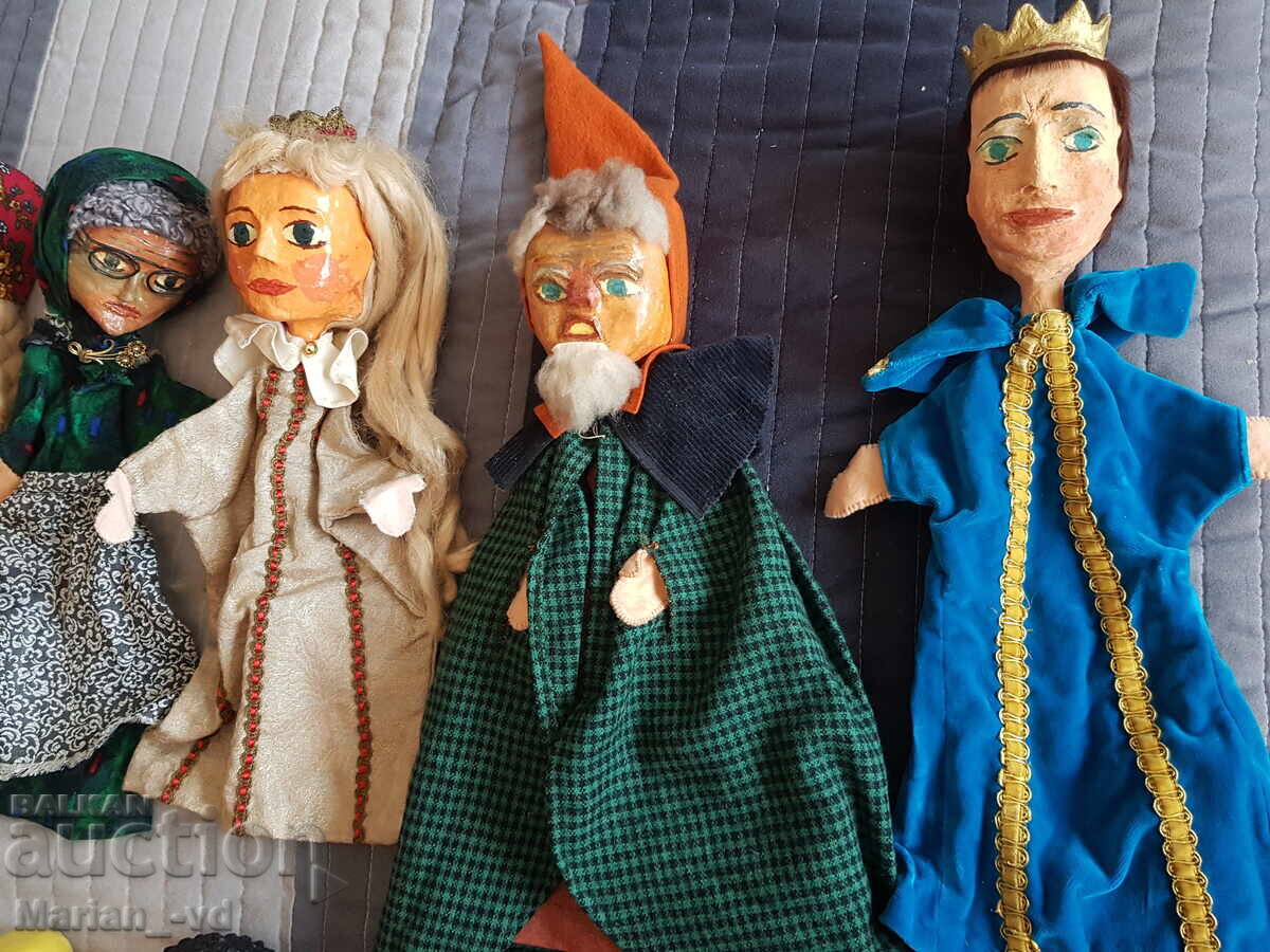 Puppet, puppet theater, puppets, puppeteer with price 300.00 BGN | € 153.39 Puppet, puppet theater, puppets, puppeteer with price 300.00 BGN | € 153.39