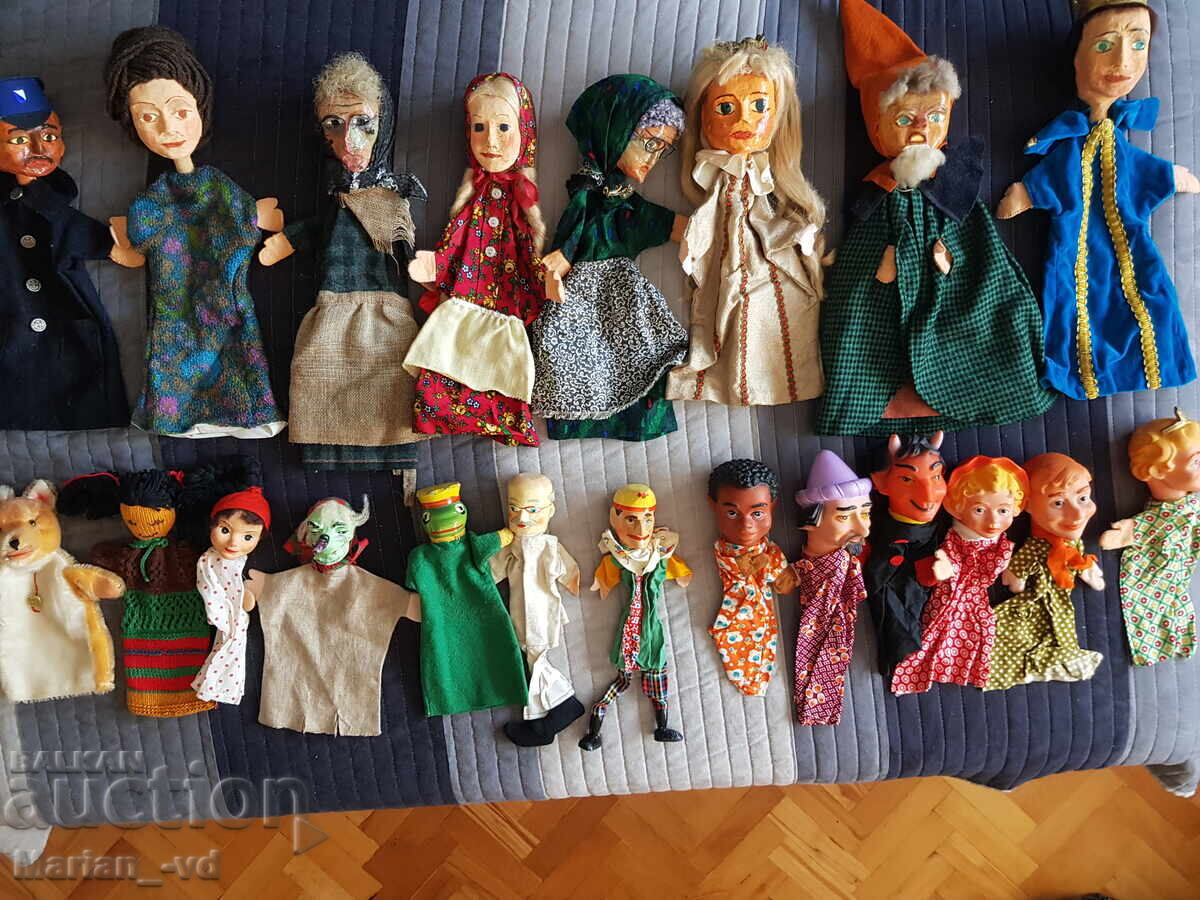 Puppet, puppet theater, puppets, puppeteer Puppet, puppet theater, puppets, puppeteer