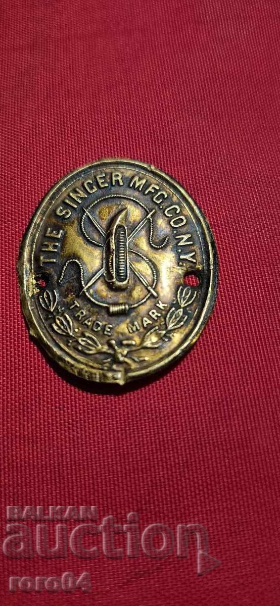 SINGER - SINGER with price 13.49 BGN | € 6.90 SINGER - SINGER with price 13.49 BGN | € 6.90