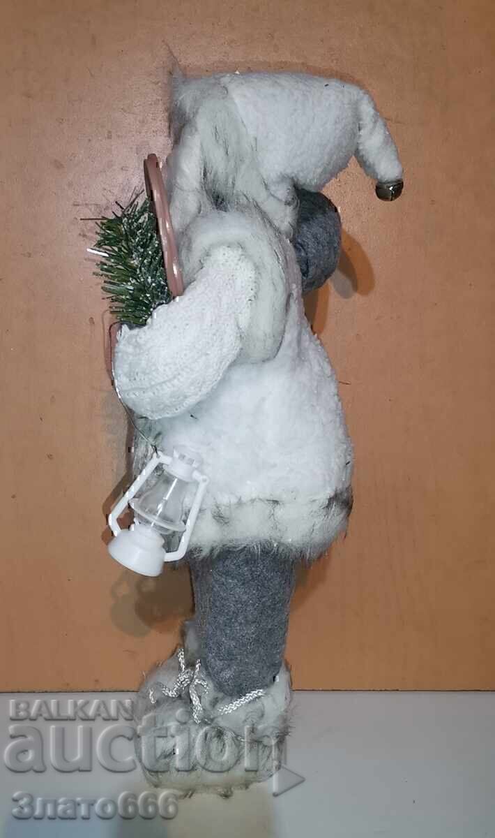 Дядо Коледа, Дядо Мраз с цена 10.00 лв. | € 5.11 Дядо Коледа, Дядо Мраз с цена 10.00 лв. | € 5.11