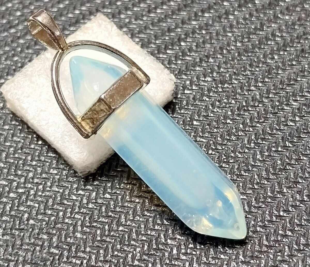 MOONSTONE MEDALLION (938) - 5 MOONSTONE MEDALLION (938) - 5