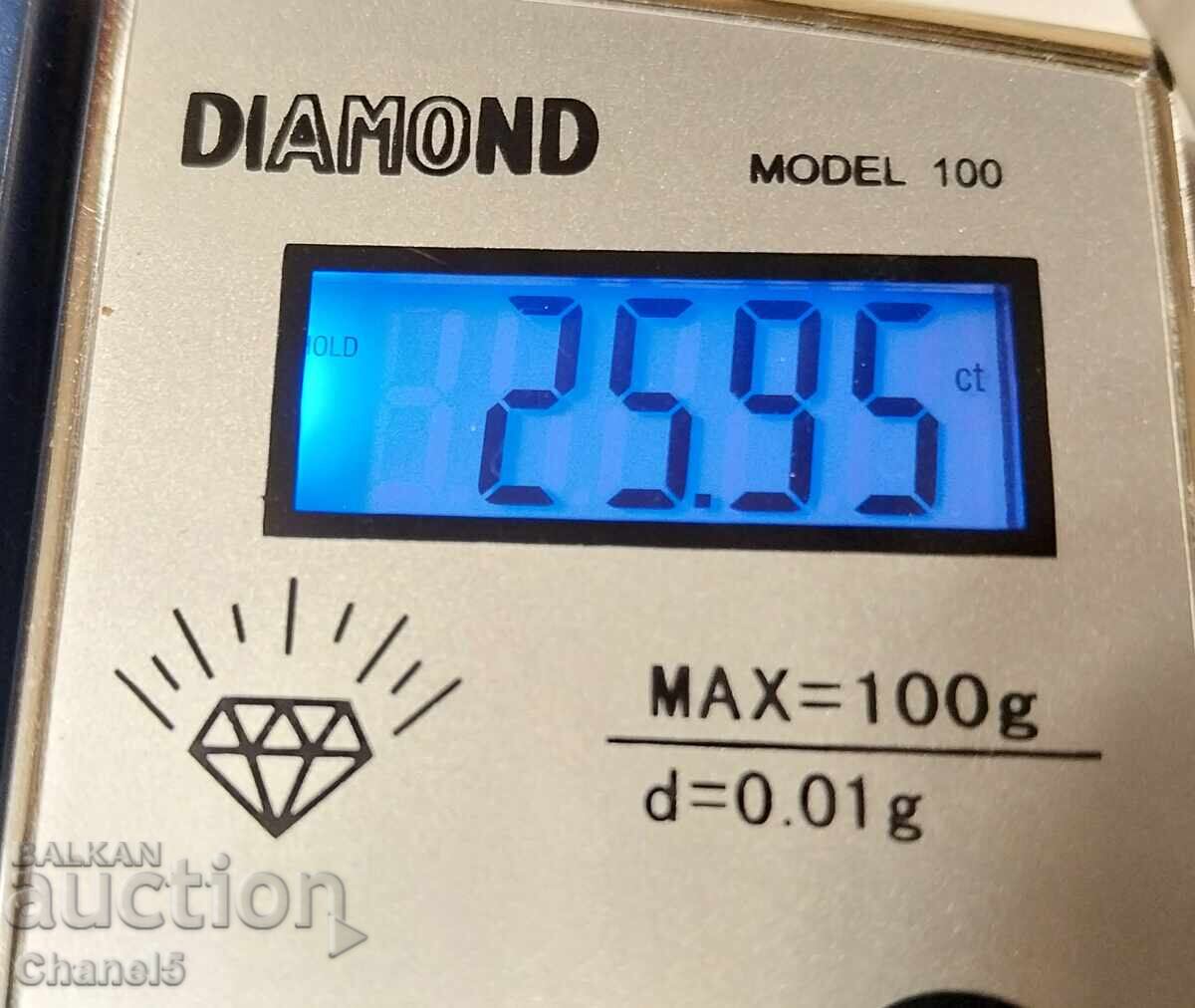 Auction MILK AGATE MEDALLION (939) Auction MILK AGATE MEDALLION (939)